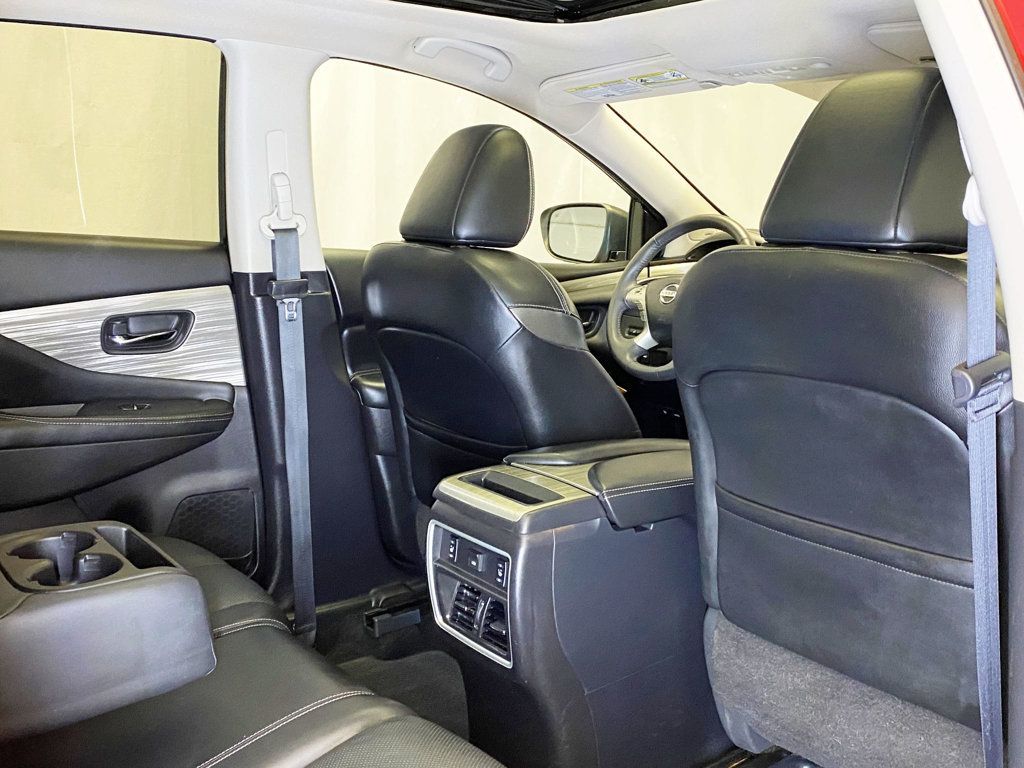 2017 Nissan Murano AWD Platinum - 22980474 - 49