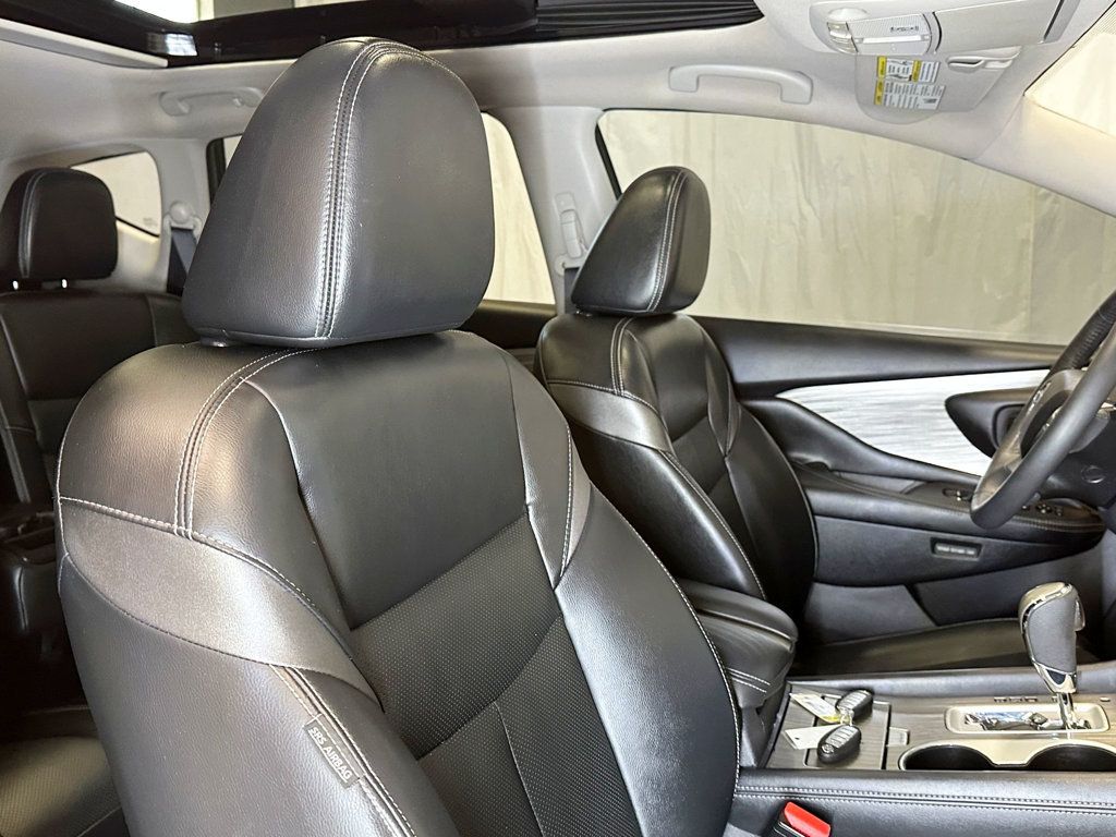 2017 Nissan Murano AWD Platinum - 23079565 - 24