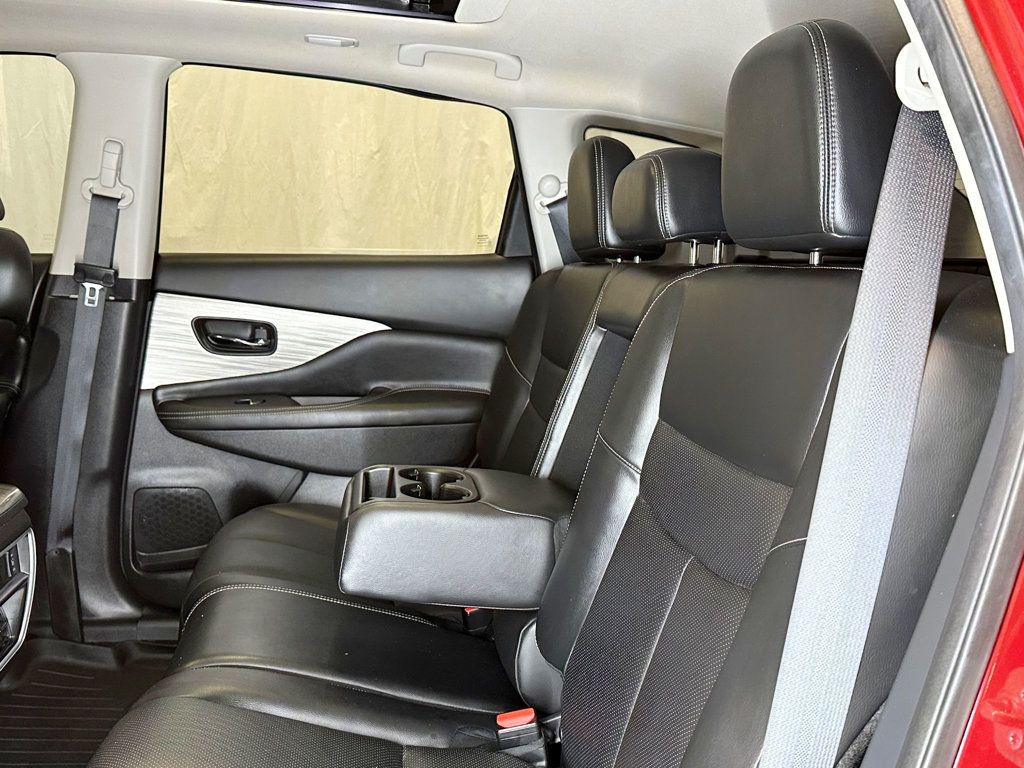 2017 Nissan Murano AWD Platinum - 23079565 - 41