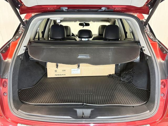 2017 Nissan Murano AWD Platinum - 23079565 - 44