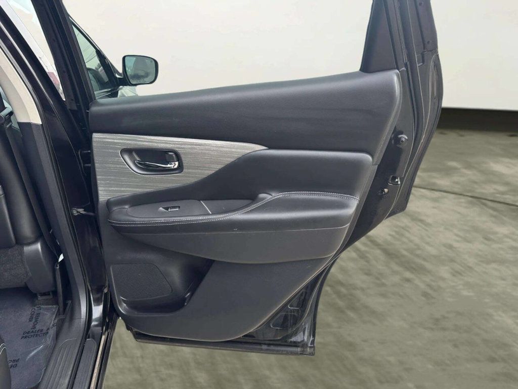 2017 Nissan Murano Platinum AWD 4dr SUV - 23017467 - 16