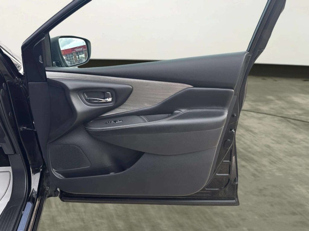 2017 Nissan Murano Platinum AWD 4dr SUV - 23017467 - 22