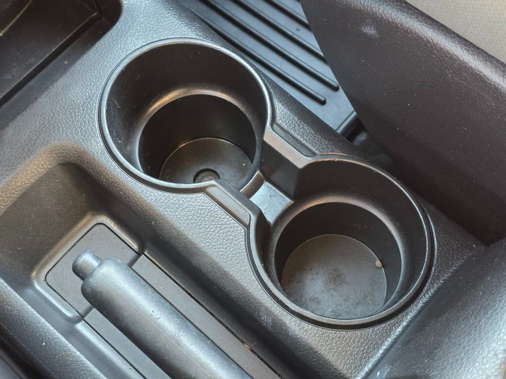 2017 Nissan NV200 Compact Cargo S 2.0L CVT - 22965953 - 25