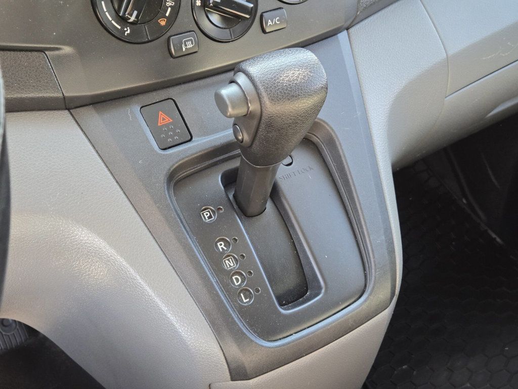 2017 Nissan NV200 Compact Cargo SV 2.0L CVT - 22954083 - 17