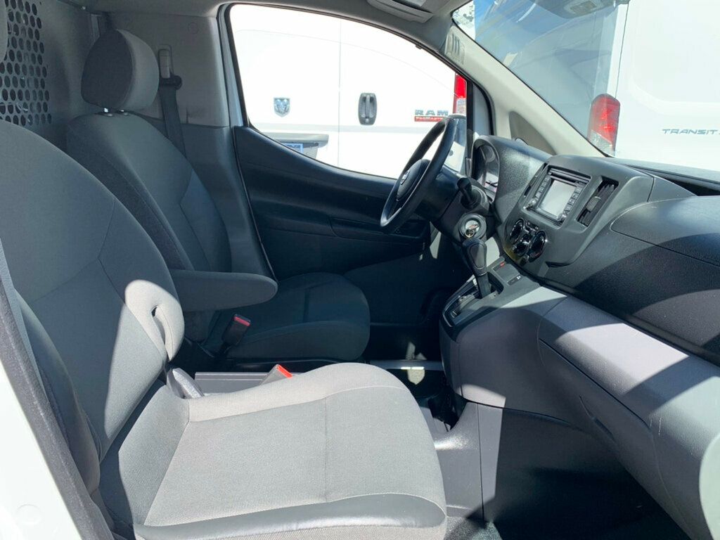 2017 Nissan NV200 Compact Cargo SV 2.0L CVT 1-Owner - 23046295 - 32