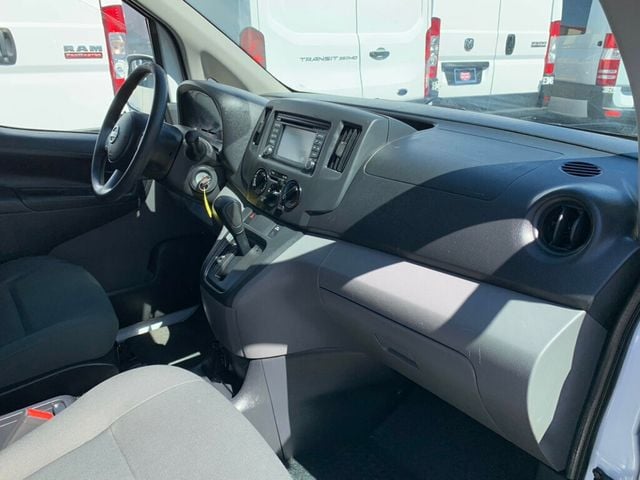2017 Nissan NV200 Compact Cargo SV 2.0L CVT 1-Owner - 23046295 - 33