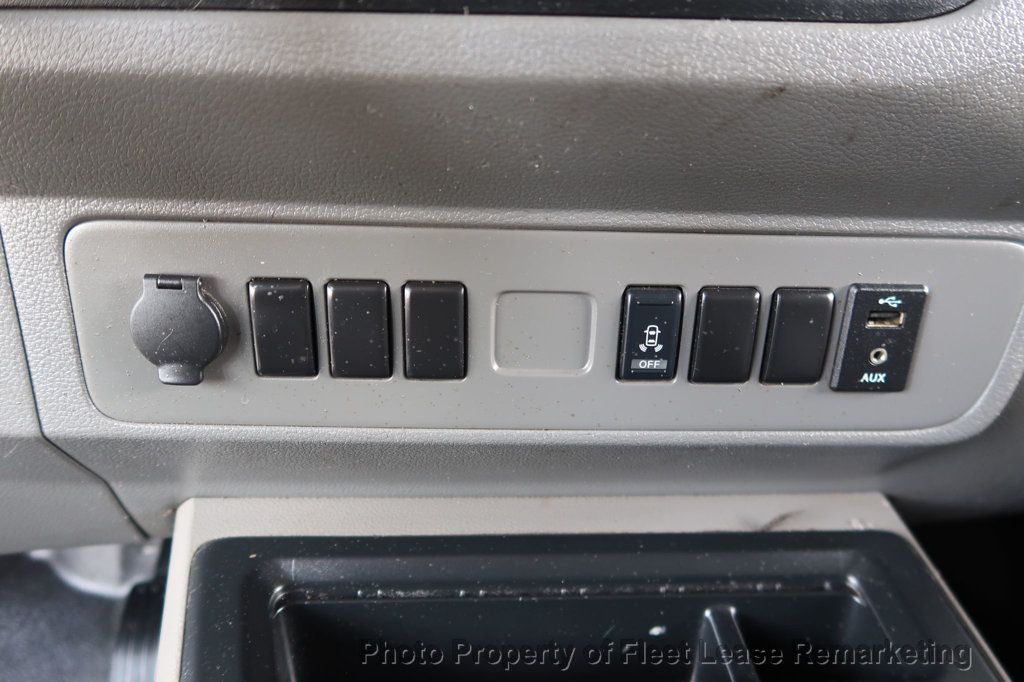 2017 Nissan NV Cargo NV1500 SV Low Roof Cargo Van Ladder Rack - 22951413 - 29