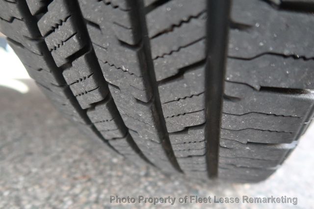 2017 Nissan NV Cargo NV1500 SV Low Roof Cargo Van Ladder Rack - 22951413 - 37