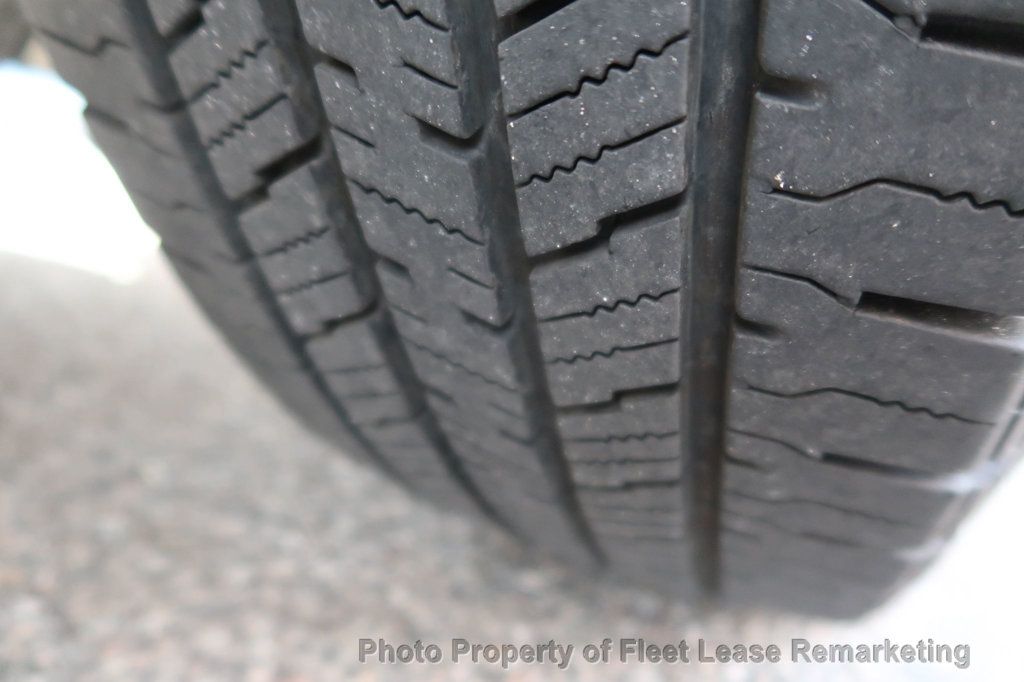 2017 Nissan NV Cargo NV1500 SV Low Roof Cargo Van Ladder Rack - 22951413 - 38