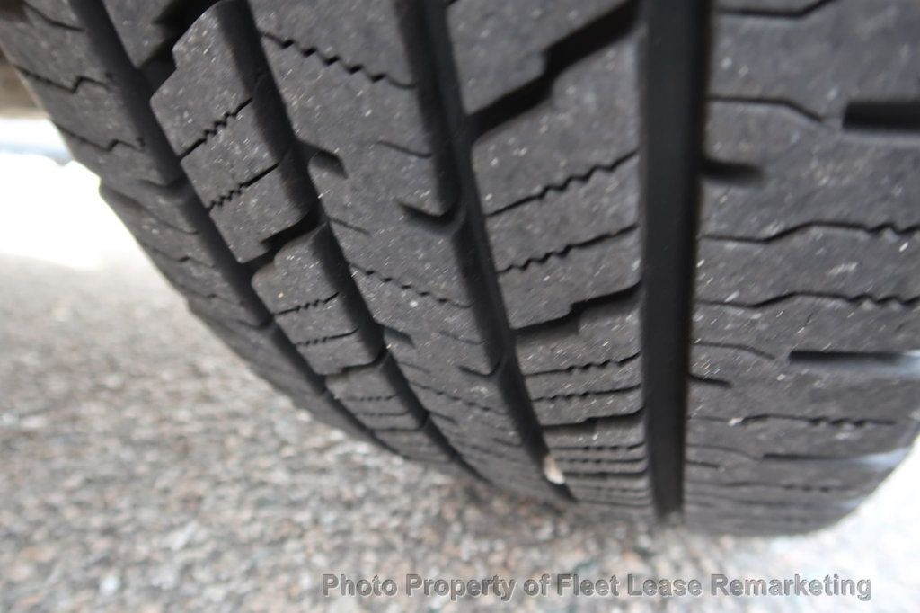 2017 Nissan NV Cargo NV1500 SV Low Roof Cargo Van Ladder Rack - 22951413 - 39