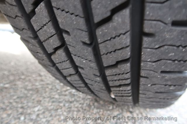 2017 Nissan NV Cargo NV1500 SV Low Roof Cargo Van Ladder Rack - 22951413 - 39