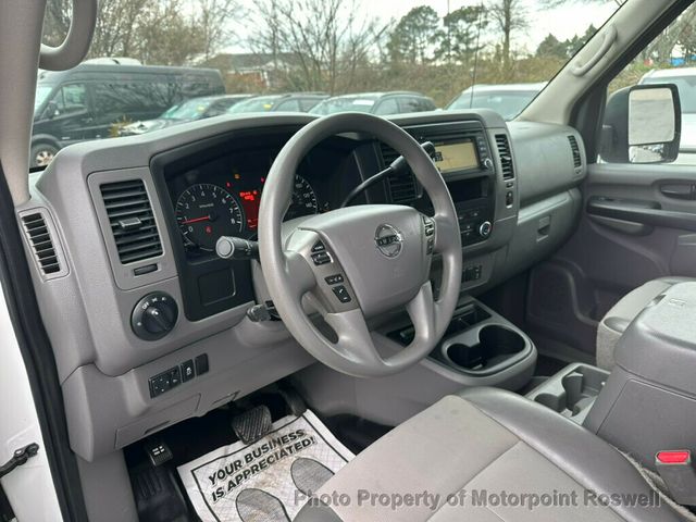 2017 Nissan NV Cargo NV2500 HD Standard Roof V8 SV - 22974926 - 11