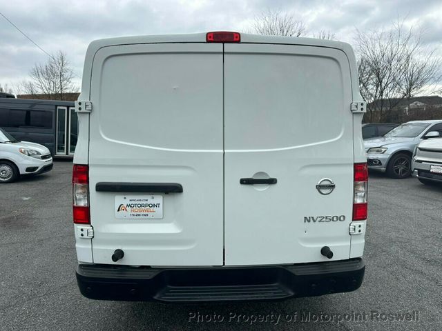 2017 Nissan NV Cargo NV2500 HD Standard Roof V8 SV - 22974926 - 4
