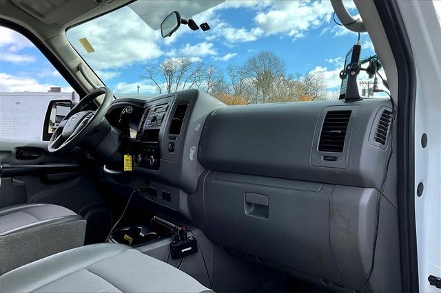 2017 Nissan NV Cargo S - 22940242 - 12