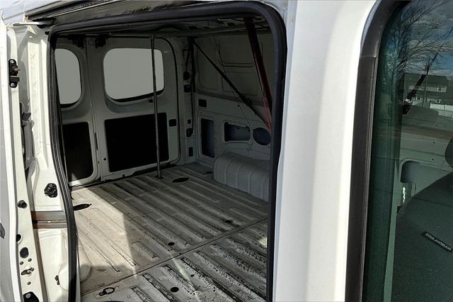 2017 Nissan NV Cargo S - 22940242 - 27