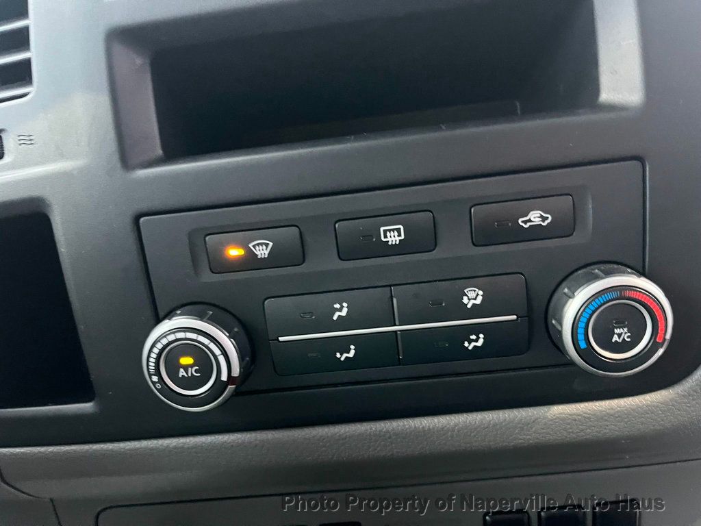 2017 NISSAN NV - Image 7