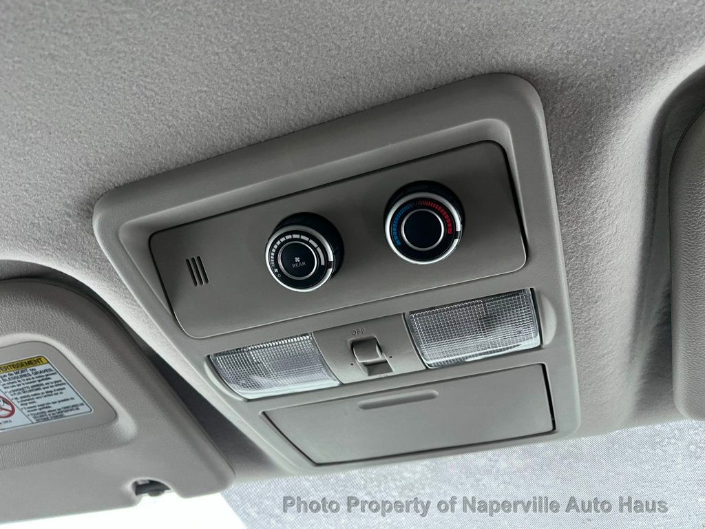 2017 NISSAN NV - Image 8