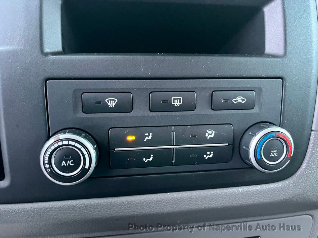 2017 NISSAN NV - Image 7