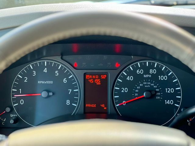 2017 Nissan NV Passenger V8 SL - 23000499 - 21