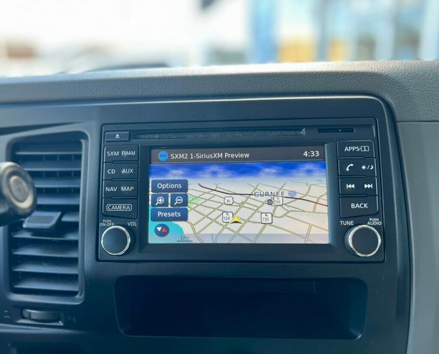 2017 Nissan NV Passenger V8 SL - 23000499 - 22