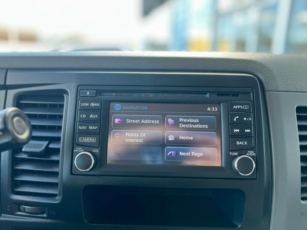 2017 Nissan NV Passenger V8 SL - 23000499 - 23