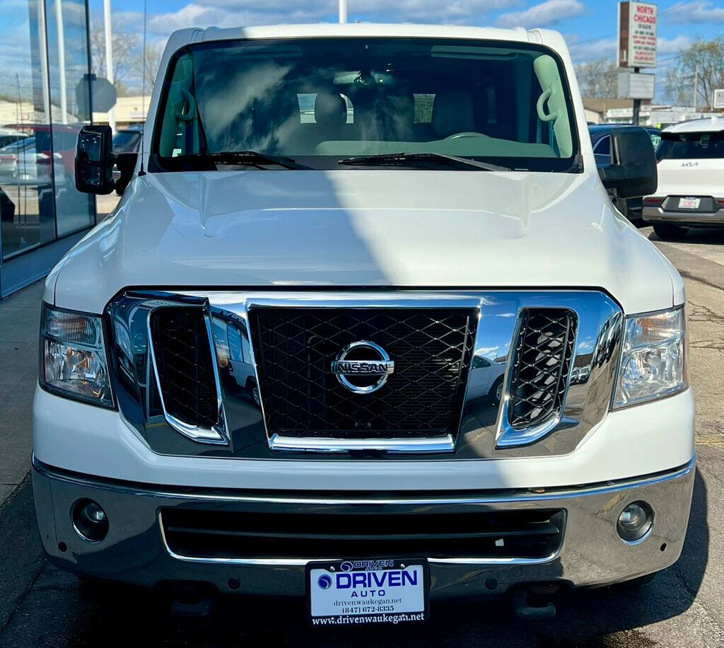 2017 Nissan NV Passenger V8 SL - 23000499 - 37