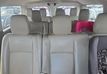 2017 Nissan NV Passenger V8 SL - 23089015 - 3