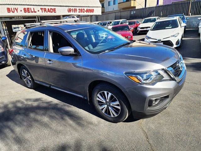 2017 Nissan Pathfinder  - 22666311 - 6