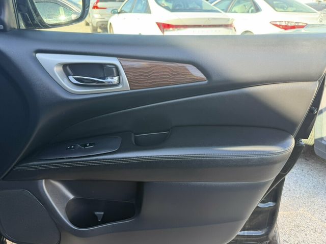 2017 Nissan Pathfinder 4x4 Platinum - 23075222 - 17