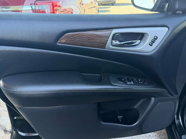 2017 Nissan Pathfinder 4x4 Platinum - 23075222 - 21