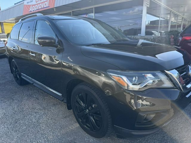 2017 Nissan Pathfinder 4x4 Platinum - 23075222 - 4