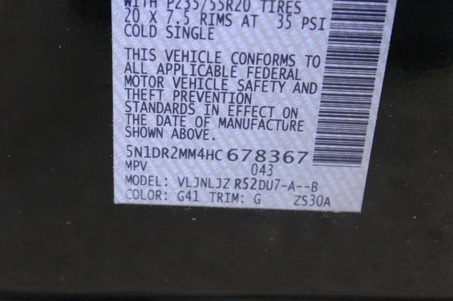 2017 Nissan Pathfinder 4x4 Platinum - 23003884 - 10