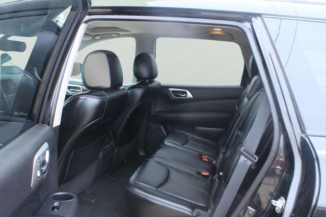 2017 Nissan Pathfinder 4x4 Platinum - 23003884 - 4