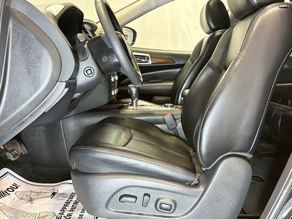 2017 Nissan Pathfinder 4x4 Platinum - 23062384 - 20