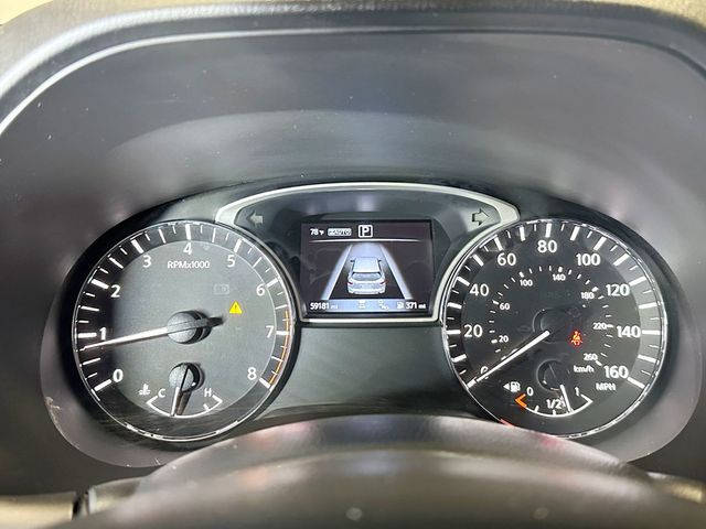 2017 Nissan Pathfinder 4x4 Platinum - 23062384 - 27
