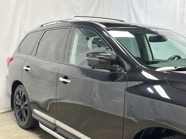 2017 Nissan Pathfinder 4x4 Platinum - 23062384 - 2
