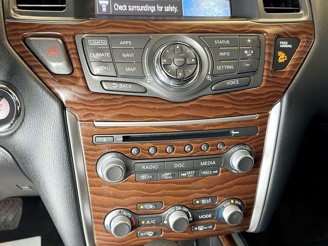 2017 Nissan Pathfinder 4x4 Platinum - 23062384 - 31