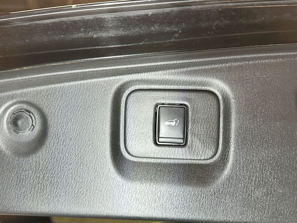 2017 Nissan Pathfinder 4x4 Platinum - 23062384 - 48