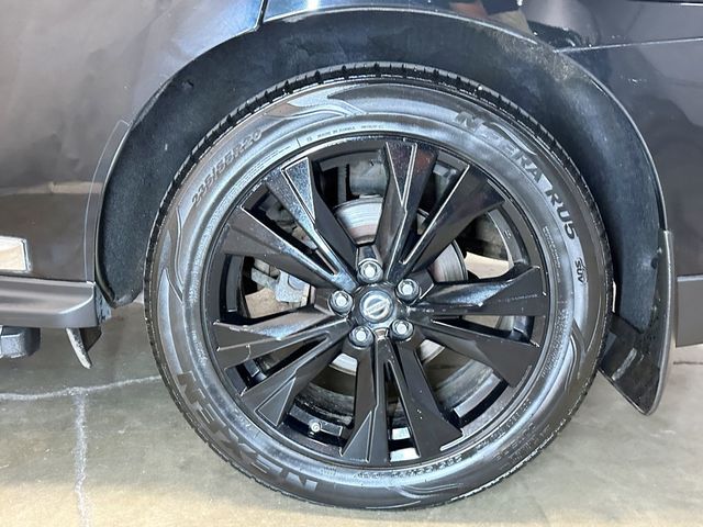 2017 Nissan Pathfinder 4x4 Platinum - 23062384 - 50
