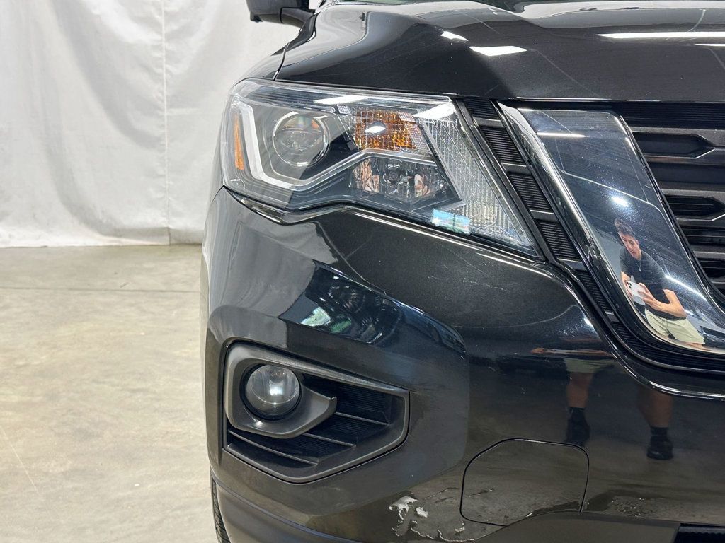 2017 Nissan Pathfinder 4x4 Platinum - 23062384 - 5