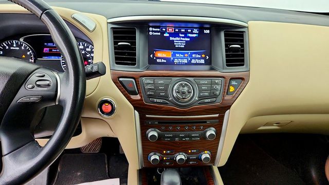 2017 Nissan Pathfinder 4x4 Platinum - 23082889 - 17