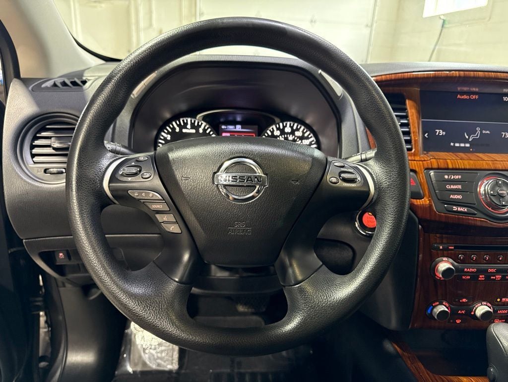 2017 Nissan Pathfinder 4x4 S - 23012023 - 9