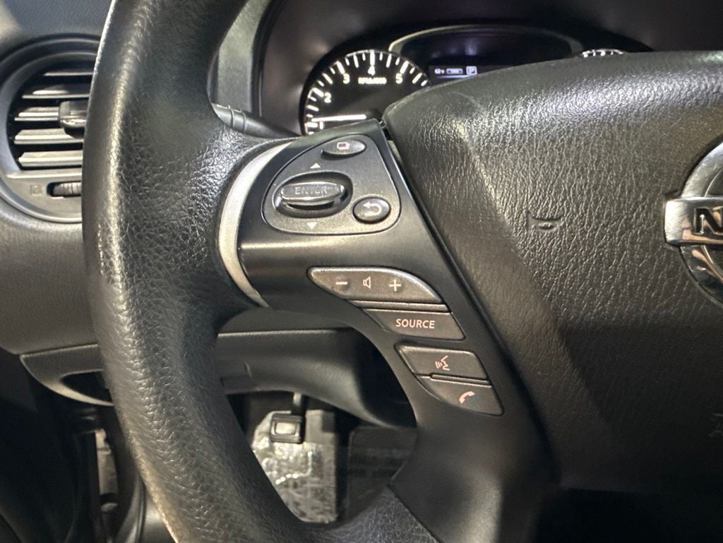 2017 Nissan Pathfinder 4x4 S - 23012023 - 11