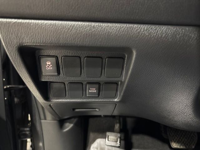 2017 Nissan Pathfinder 4x4 S - 23012023 - 12