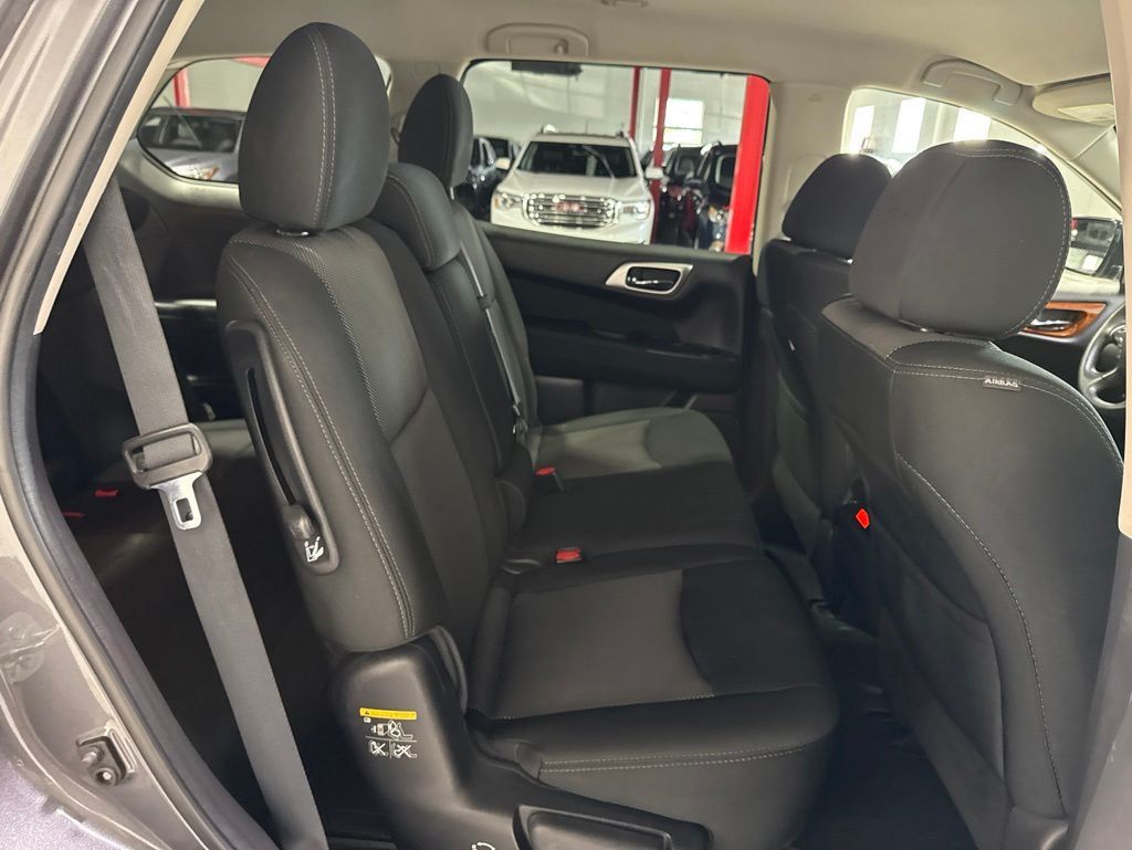 2017 Nissan Pathfinder 4x4 S - 23012023 - 34