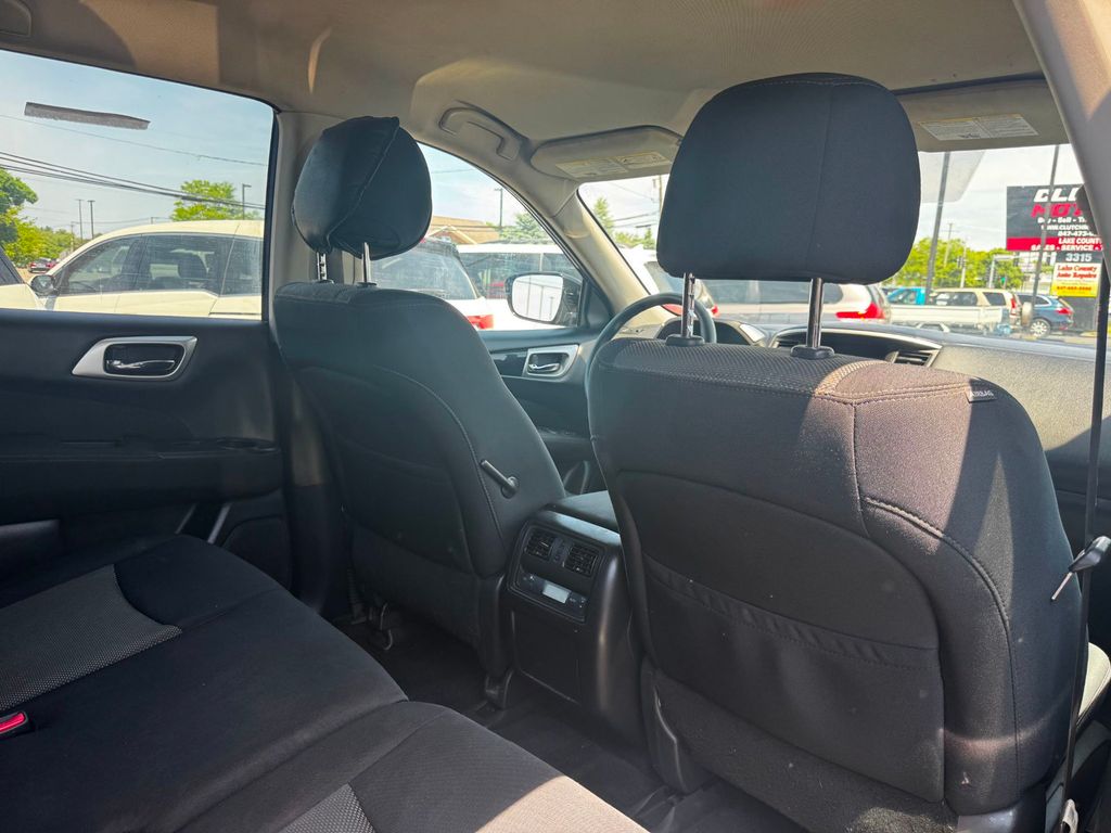 2017 Nissan Pathfinder 4x4 S - 23036023 - 17