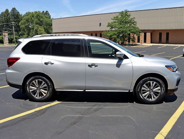 2017 Nissan Pathfinder 4x4 SL - 22476721 - 7