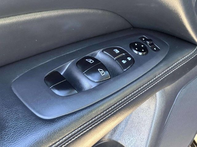 2017 Nissan Pathfinder 4x4 SL - 22940953 - 10