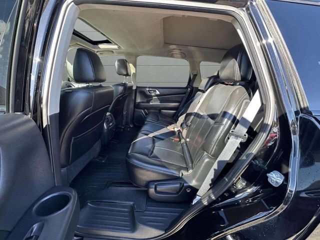 2017 Nissan Pathfinder 4x4 SL - 22940953 - 18