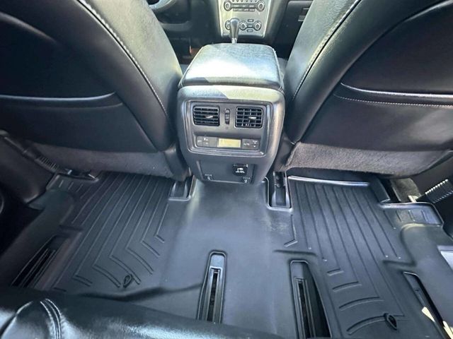 2017 Nissan Pathfinder 4x4 SL - 22940953 - 31